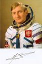 Nazwa pliku=Miroslaw_Hermaszewski_2.jpg
Wielkość pliku=54KiB
Rozmiar=399x594
Data dodania= 03, Marzec 2023 Miroslaw_Hermaszewski_2.jpg